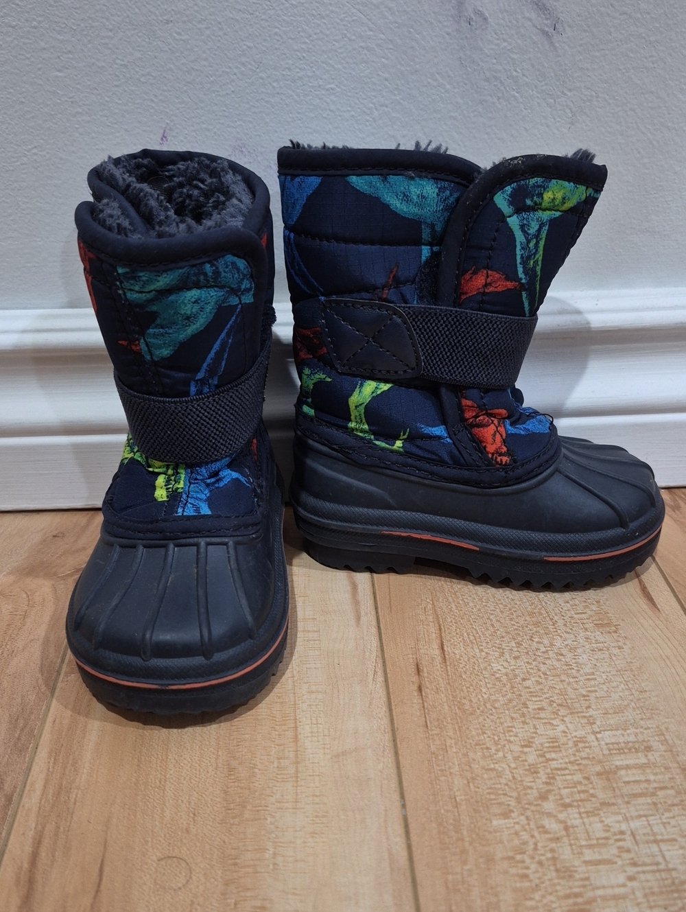 Toddler Size 4 The Children's Place Navy Snow Boots